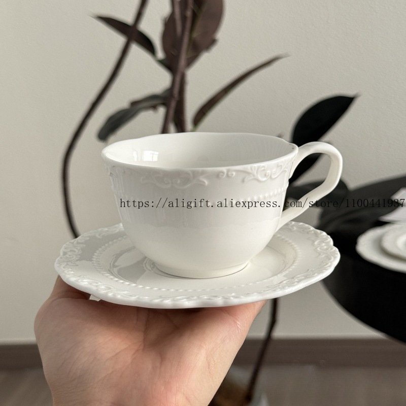 French Light Luxury Embossed F - đánh giá và giá Coffee Tea Games